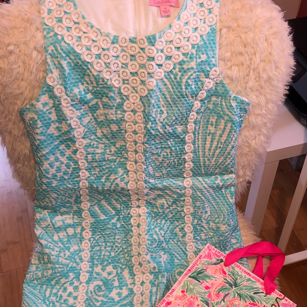 Lilly Pulitzer blue dress (girls 14)